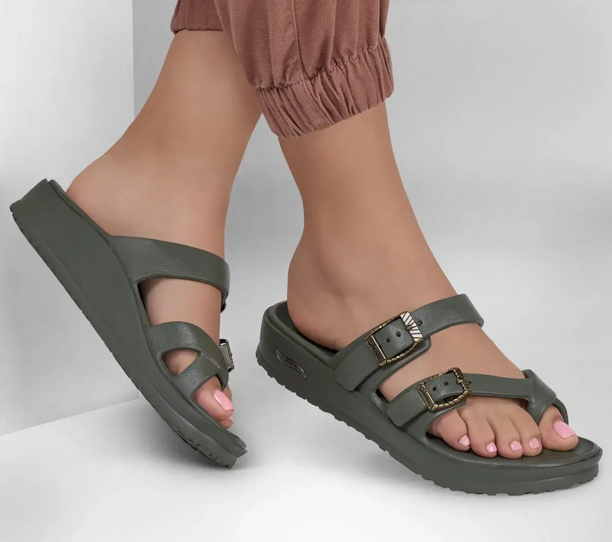 Foamies: Arch Fit Cali Breeze 2.0 – Poppy